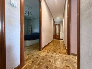 Etagenwohnung  Calle sevilla. Junto a esteban saez alvarado, totalmente amueblado, burgos capi
