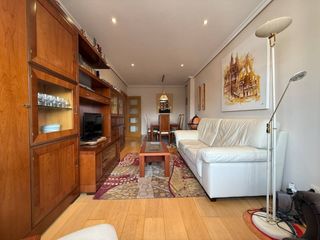 Flat  Calle doña berenguela. Venta de piso de 2 dormitorios en el centro de burgos capital
