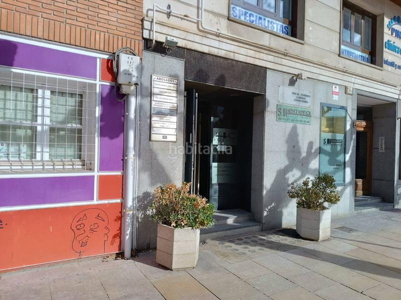 Foto 5c136b5e-6534-4421-b0fc-94d105136411. Locale commerciale con riscaldamento in Casco Antiguo Burgos