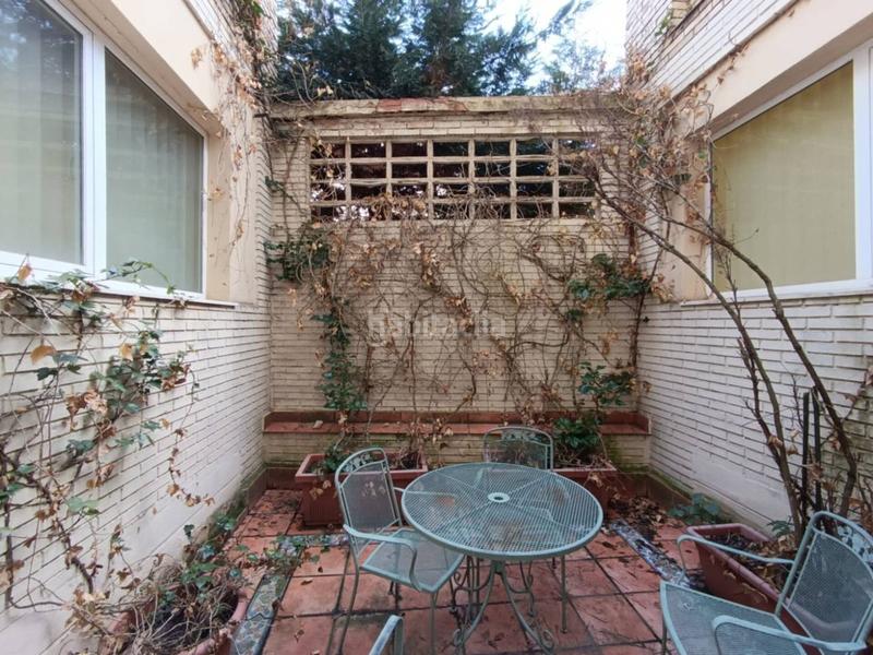 Foto 99e9a2e7-5cae-43a4-b576-f55f38b7ed1e. Locale commerciale con riscaldamento in Casco Antiguo Burgos