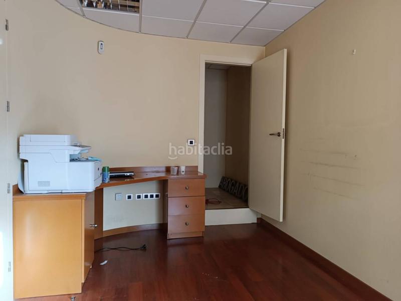 Foto a3493ffa-8276-4553-a61f-3e298cf58c16. Locale commerciale con riscaldamento in Casco Antiguo Burgos