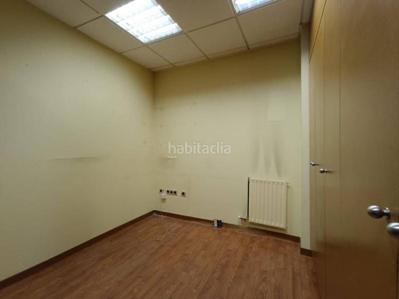 Foto efef376c-6256-49e5-8374-f7300fde1245. Locale commerciale con riscaldamento in Casco Antiguo Burgos