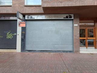 Locale commerciale  Padre diego luis de san vitores. Local en venta en plaza vegasan pedro de cardeña