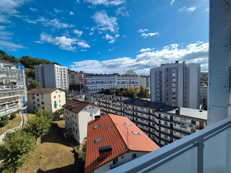 Foto 55325dfd-d592-49e7-a857-1dda53f4390c. Alquiler piso en Pasaia