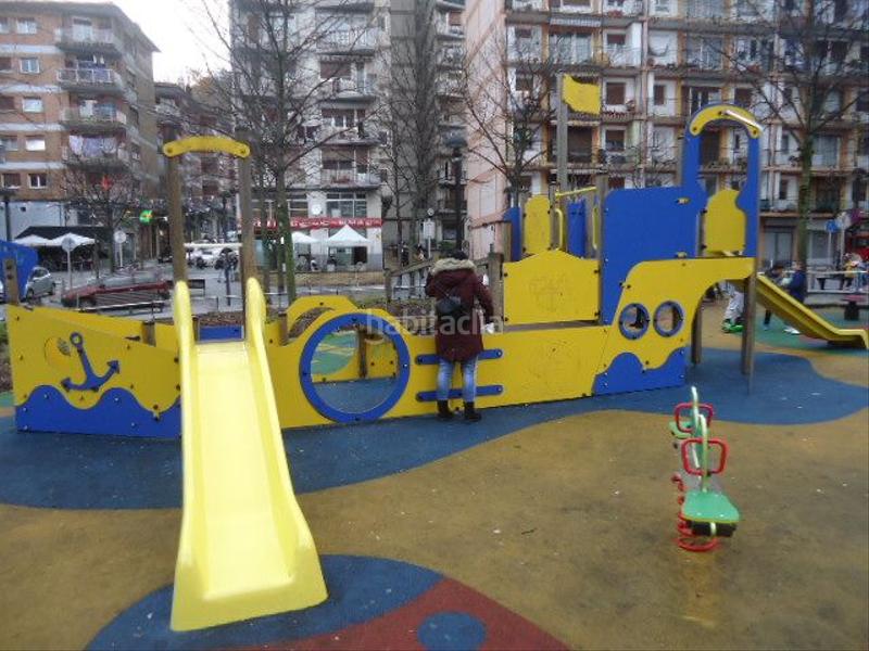 Foto 5721f81b-6dd2-49a0-be76-e4c86f661d8d. Alquiler piso en Pasaia