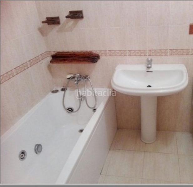 Foto d2c26342-a05a-4899-a4d3-a580b8fa0d7a. Etagenwohnung mit heizung in Zona Alta Ponferrada