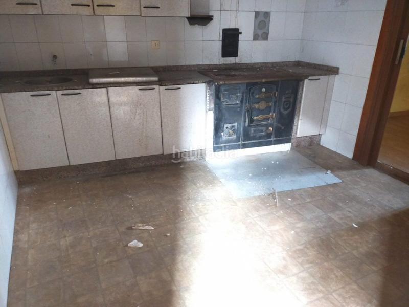 Foto ff95120c-afd5-4aec-996b-ec2630e1d698. Casa a Folgoso de la Ribera