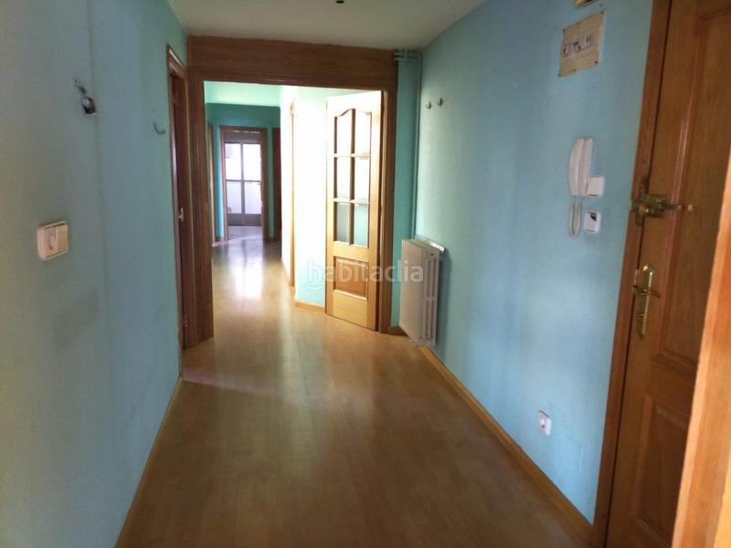 Foto a296001f-10fc-449c-960e-3080967d72dd. Pis amb calefacció a Centro Ponferrada