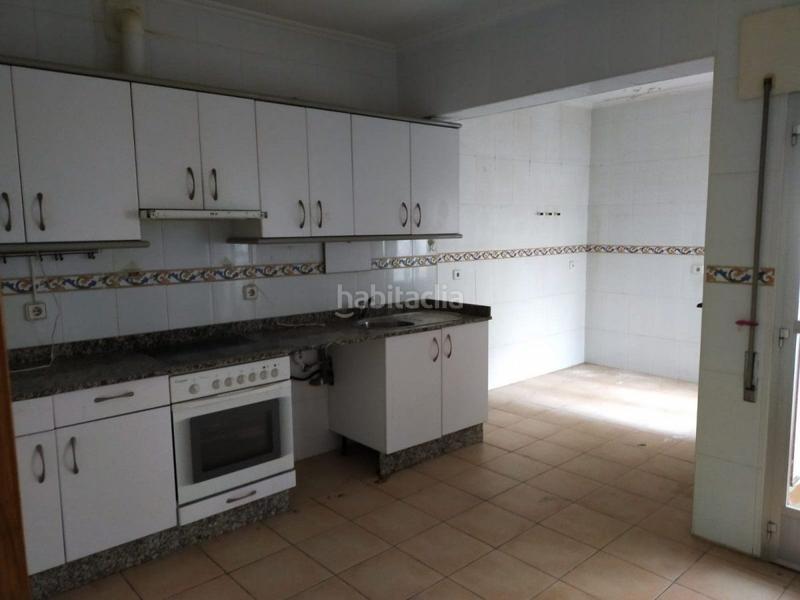 Foto d9eca769-a905-4ac9-84bd-7f66079bb77c. Pis amb calefacció a Centro Ponferrada