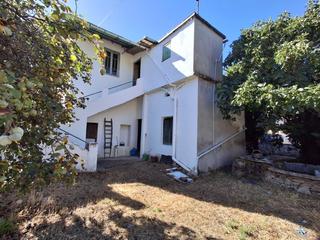 Mas à Villafranca del Bierzo. Venta casa con terreno valtuille de abajo