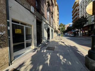 Location Local commercial à Centro. Alquiler local comercial avenida españa