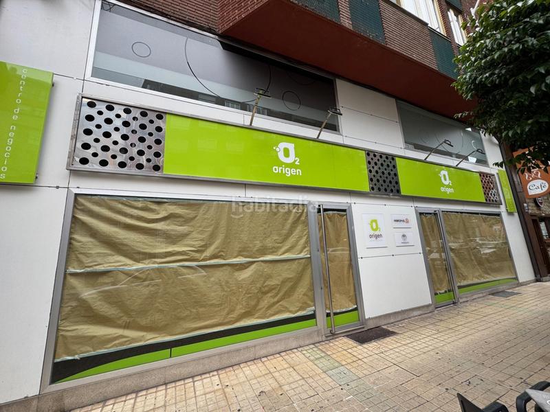 Foto 17e46c50-1f55-42ec-b380-2dde5ecc6a1a. Alquiler local comercial alquiler precioso local Centro en Ponferrada