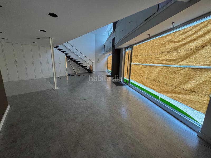 Foto a37b5209-8f8d-46cb-87c7-8b8fe75eb588. Alquiler local comercial alquiler precioso local Centro en Ponferrada