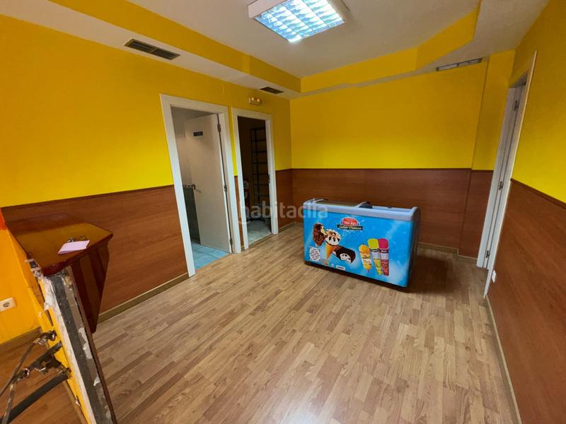 Foto af2e176f-a5d9-4c6e-aa5b-1de42ae203f0. Alquiler local comercial en calle obispo osmundo 6 alquiler local comercial en Zona Alta en Ponferrada