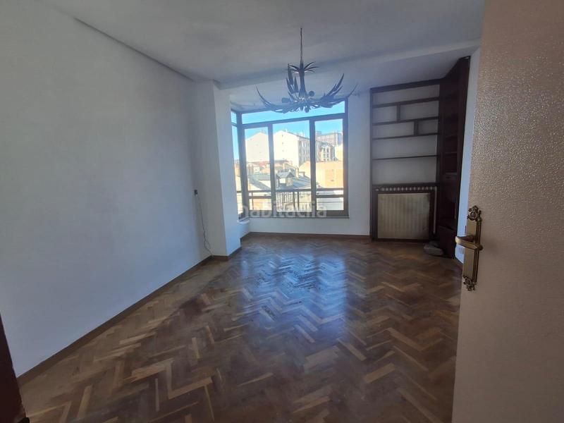 Foto 82edd6a0-ff2b-4a57-b3fd-6a63800f556a. Appartement avec chauffage dans Centro Ponferrada