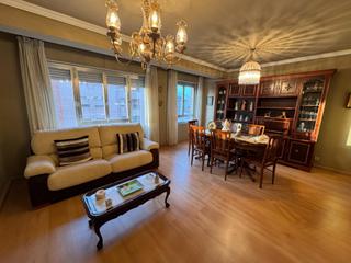 Appartement à Calle doctor marañon 4. Venta amplio piso en el centro de ponferrada