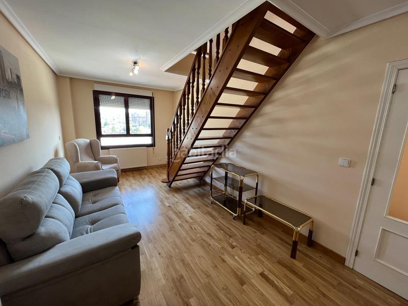 Foto d3d8cccb-a905-4494-afc4-89ec94bb7780. Alquiler dúplex duplex en la zona de la rosaleda en alquiler en Ponferrada