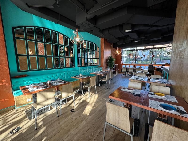 Foto 78bd9edb-4d8f-4df4-a8fe-f98d46d02916. Local commercial dans joaquin soler serrano 2 dans Centro Ponferrada