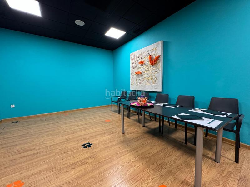 Foto 9280175b-df8b-4931-978e-631afbc220e4. Local commercial dans joaquin soler serrano 2 dans Centro Ponferrada