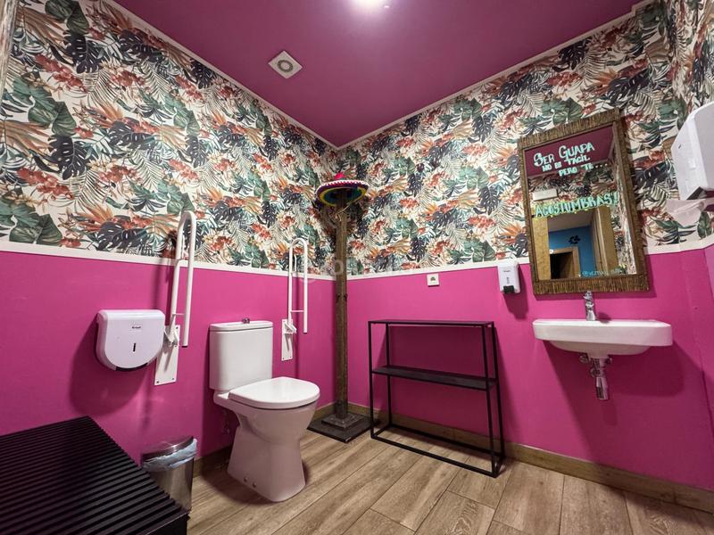 Foto c66bbb82-d27c-4aae-a2c5-ce6eff268ca6. Local commercial dans joaquin soler serrano 2 dans Centro Ponferrada