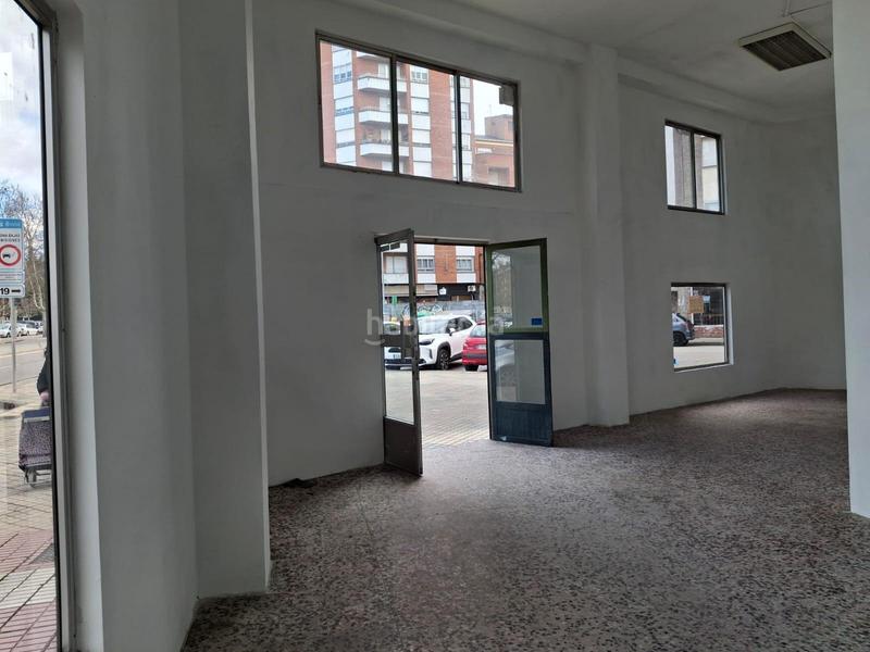 Foto 78c30203-f4d0-4dc9-92a6-4f7a7973230e. Location local commercial dans Centro Ponferrada
