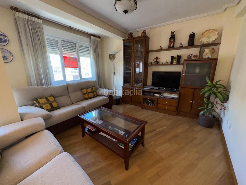 Foto 48a2d51c-757f-4acf-962b-4dbbd73f0819. Flat with heating parking in Centro Ponferrada