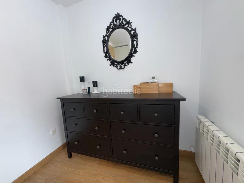 Foto a9a3ab6f-5197-4960-802f-c89d29a27e7e. Pis a pio xii 16 a Cuatro Vientos Ponferrada