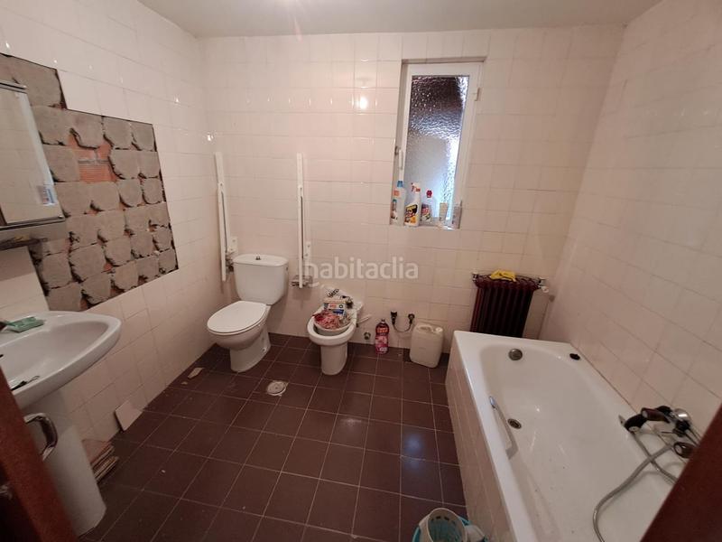 Foto 3eaa25cd-b741-4918-94e5-e0052549d8cb. Planta baixa amb calefacció a Toreno