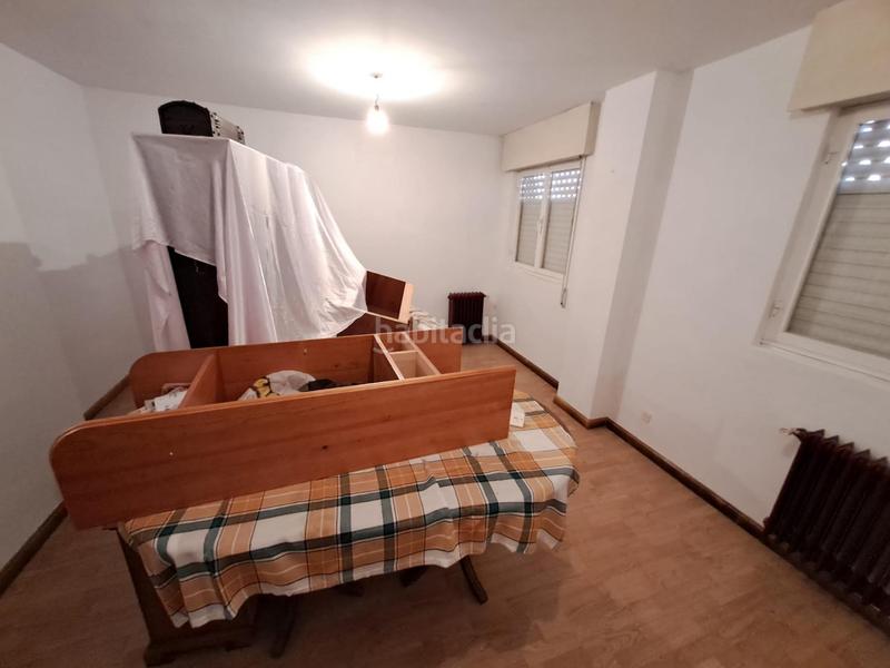 Foto bd50ccb5-3f8a-4bbd-b347-852cb4f977e9. Planta baixa amb calefacció a Toreno