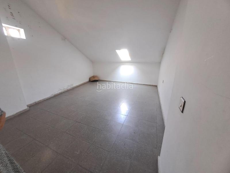 Foto 9a58a44c-3e13-4cb2-8171-2baa8fe1387b. Pis amb calefacció a Flores de Sil - La Placa Ponferrada