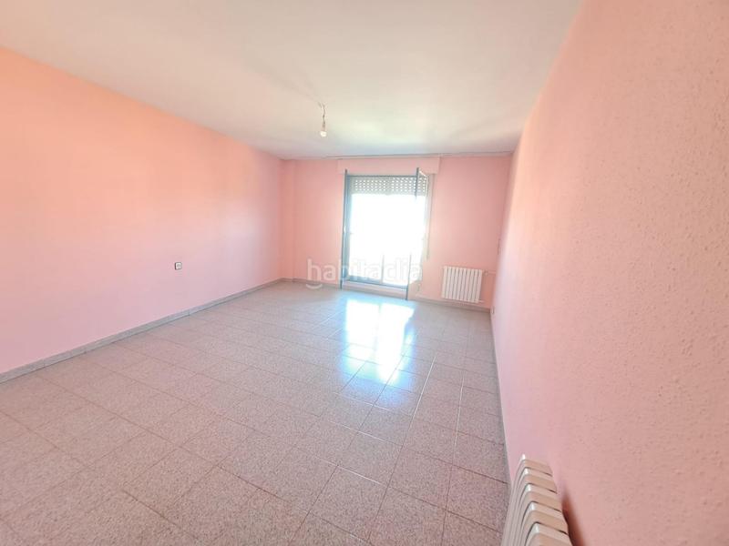 Foto f8b01178-71ea-45ad-8e8d-1f2460de2522. Pis amb calefacció a Flores de Sil - La Placa Ponferrada