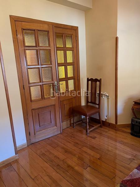 Foto 9a79d7fa-cce6-45f3-9dca-0f841c524e01. Haus mit heizung parking in Vega de Valcarce