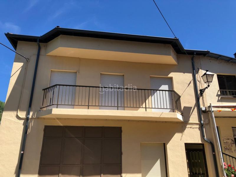 Foto fedc7adf-33d7-4c58-a79d-4f95c3750a42. Haus mit heizung parking in Vega de Valcarce