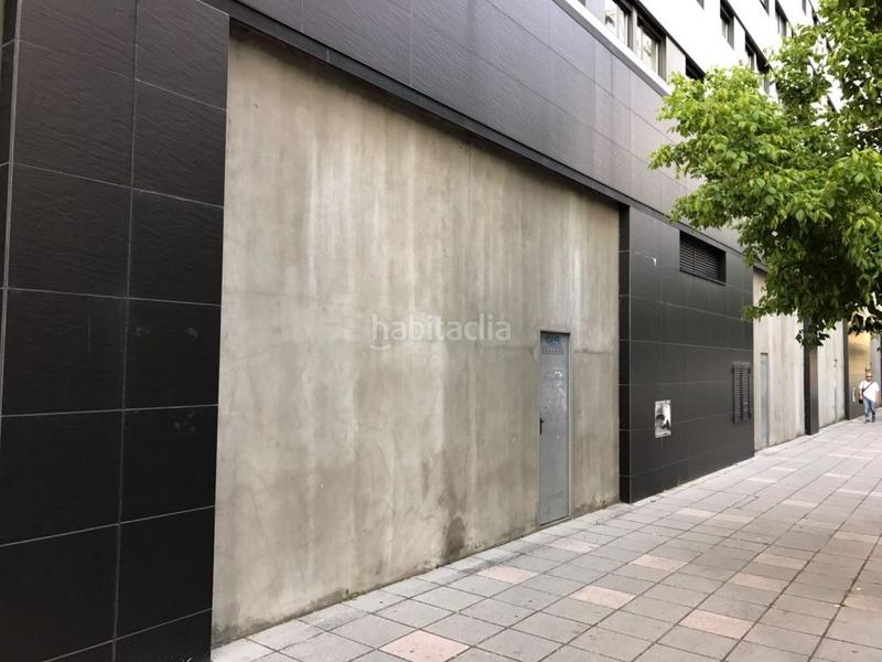 Foto 621c5578-705f-441e-b24f-7f2bd30ed1af. Locale commerciale in calle joaquin soler serrano 10 in Ponferrada