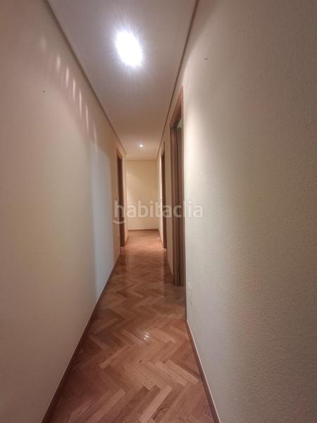 Foto 5aba86c4-31f1-4e9a-abf7-0eef5cf08214. Miete etagenwohnung in Zona Alta Ponferrada