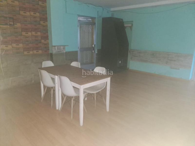 Foto 9345df3a-96f6-42f8-9fc5-b5dded9cb24a. Lloguer local comercial a Carracedelo