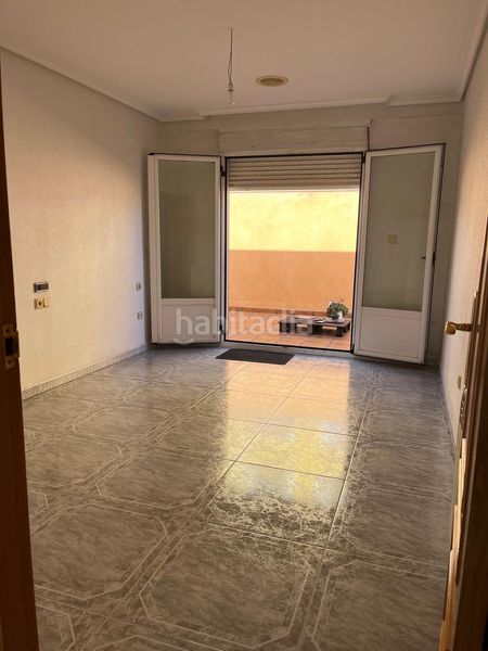 Foto c8af0d0f-7766-4235-8c8c-67dfc861ccdd. Casa amb aparcament a Cuatro Vientos Ponferrada