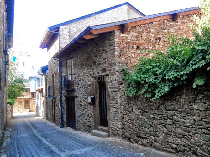 Foto 6b395b97-3cfb-48b5-aa06-30051ab044e9. Masia amb aparcament a Área Rural Sur Ponferrada
