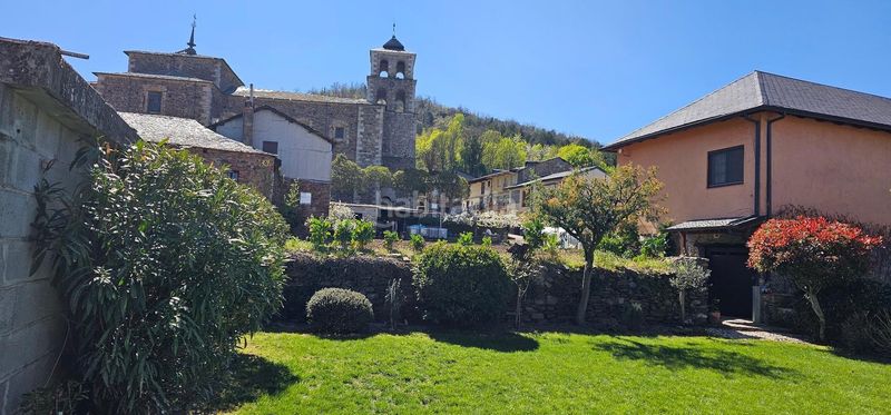 Foto e3b91a79-51a4-48b5-9262-8df611e5e911. Masia amb aparcament a Área Rural Sur Ponferrada