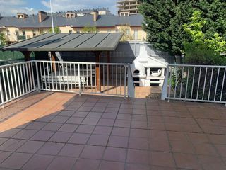 Maison jumelée à Centro. Pareado en venta en aldama!