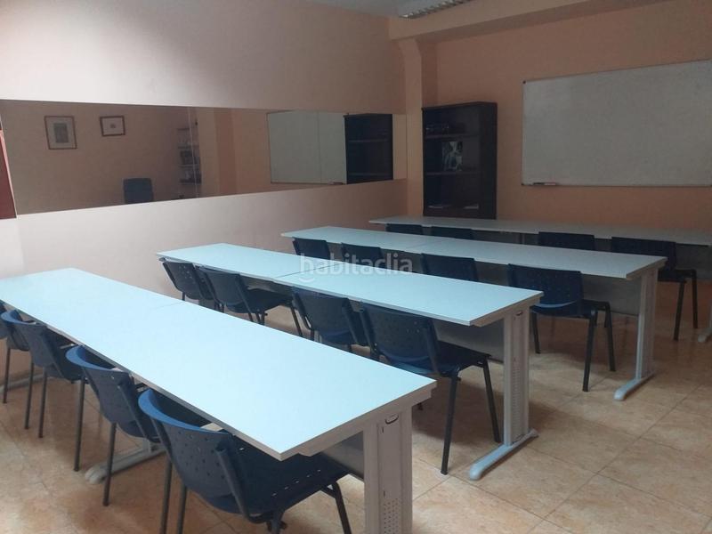 Foto 251a8a2c-fef4-46db-99e8-7d4eedf84c22. Geschäftsraum in Centro Ponferrada