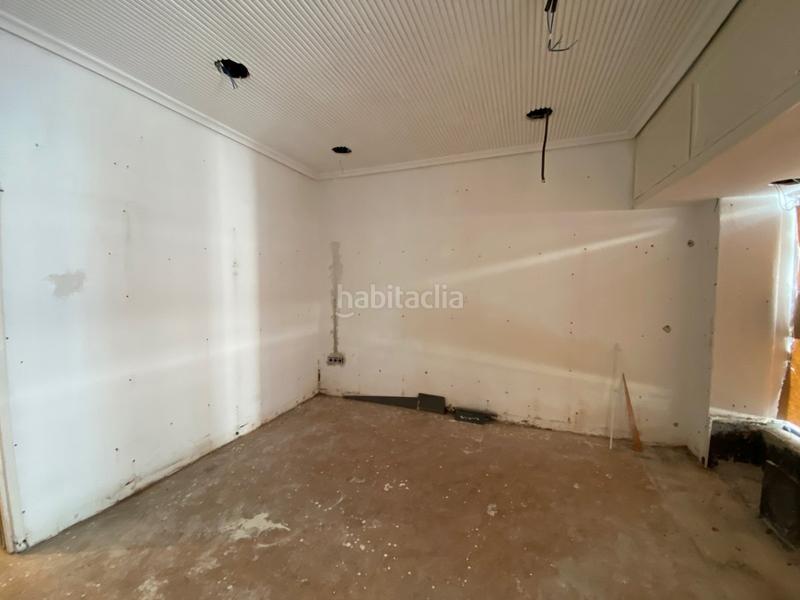 Foto 7e8f5f42-914a-4475-bca3-459911909f8f. Lloguer local comercial a Centro Ponferrada