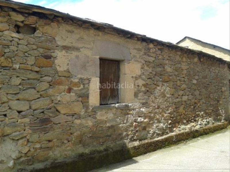 Foto b8ad0926-4b50-45ca-8edd-090f01f70f1f. Casa a Flores de Sil - La Placa Ponferrada