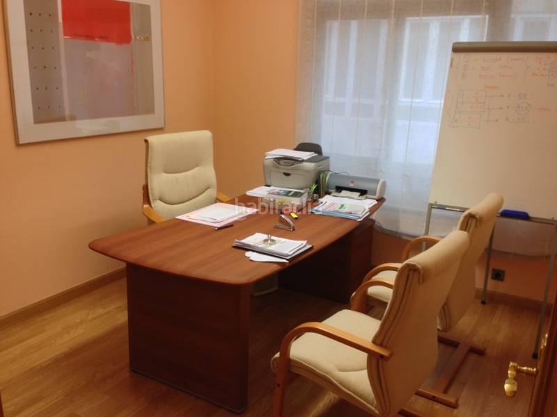 Foto 8d545dde-8a7f-4fb5-8631-a5e39ca68dc4. Büro in calle padre santalla 2 in Centro Ponferrada