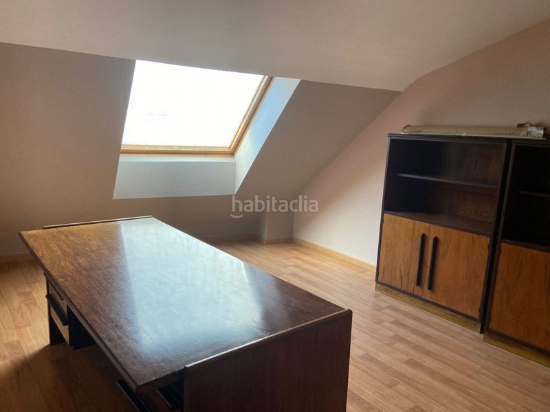 Foto 20c06dd7-dd90-4ea5-9d33-2baf075df939. Location bureau dans Centro Ponferrada