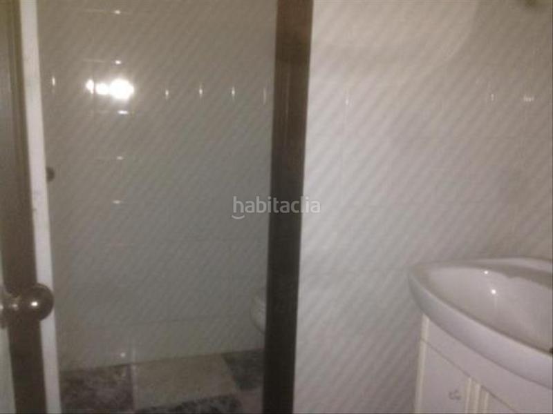 Foto 11a58873-6a51-4842-baa3-b1a0552dbb19. Alquiler local comercial en Zona Alta Ponferrada