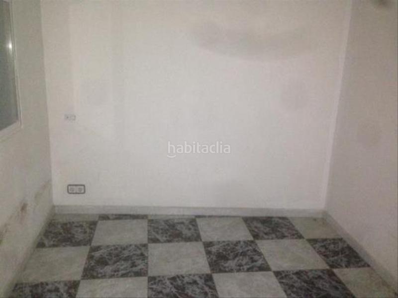 Foto 78f29cb1-ee83-490c-9e5a-a5006174b033. Alquiler local comercial en Zona Alta Ponferrada