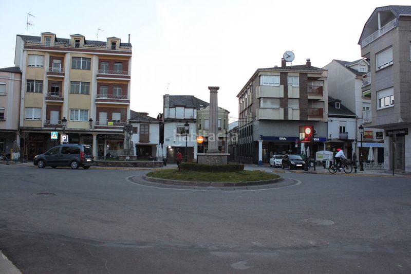 Foto 4ea0b195-7c66-4d5d-a84c-14c7ed816975. Edifici a Cacabelos