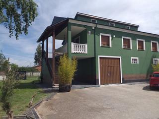 Casale en Calle matas fn  en  ponferrada. Oportunidad casa con terreno en fuentes nuevas