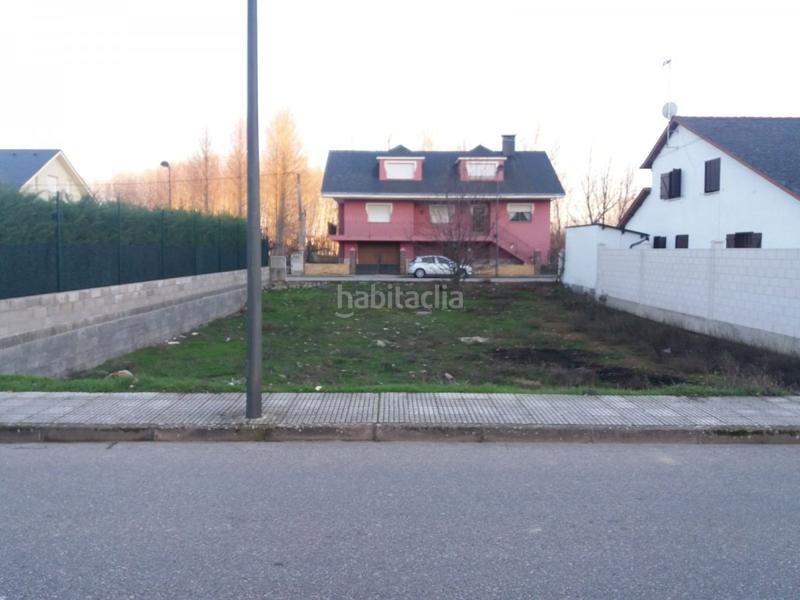 Foto 5b100277-03c8-40fd-ab08-cfd1e113051f. Terreny residencial a Cacabelos